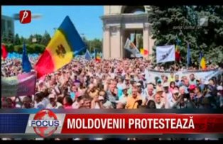 Moldoveni protesteaza