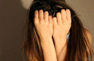 Partenerul a filmat-o in timp ce faceau dragoste, iar imaginile au fost facute publice. Cum s-a razbunat fata de 17 ani
