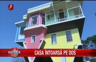 Casa întoarsă pe dos