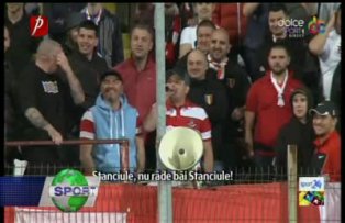 Stoican, atacat cu... rime