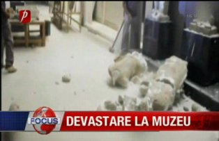 Devastare la muzeu