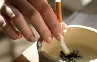 Veste buna pentru fumatori. Legea antifumat, modificata din nou