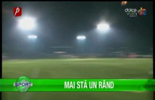 Mai stă un rând