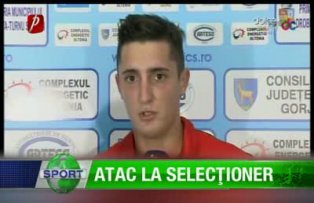 Atac la selecţioner