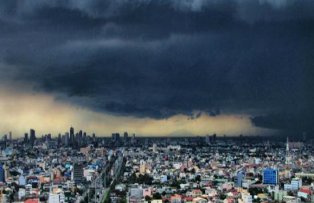 Alerta meteo se prelungeste. In ce zone vor fi furtuni si vijelii