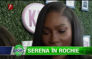 Serena în rochie