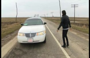 VIDEO / "Nunti de poveste": Denis Stefan s-a facut sofer de limuzina