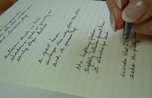 Modul in care scrii iti poate arata de ce boli suferi