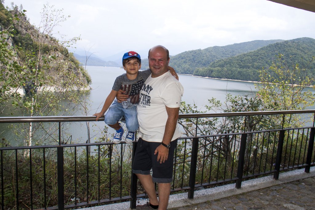 Mistretzu’, cârcotaş şi în vacanţă