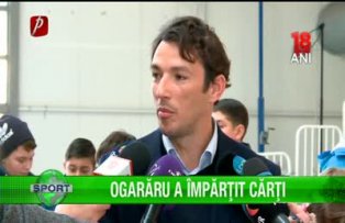 Ogăraru a împărţit cărţi