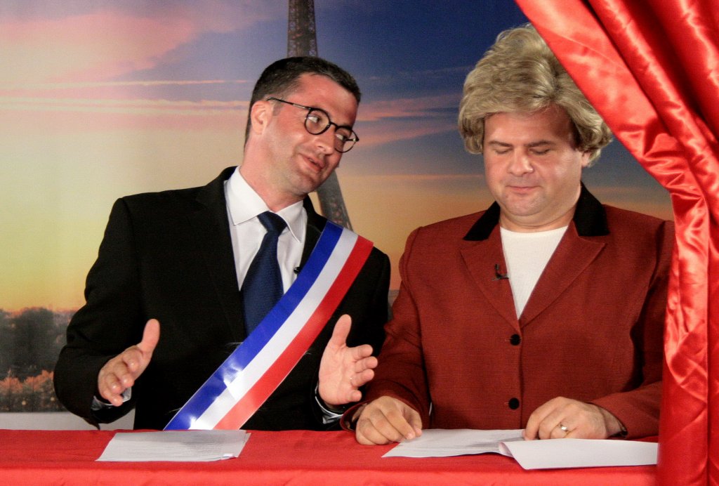 “Groaza lui Ouatu” şi lăudătorii francezi, subiecte de scenete, miercuri seară la “Cronica Cârcotaşilor”