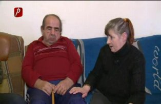 VIDEO / O femeie cere ca sotul ei grav bolnav sa fie incadrat la alt tip de handicap si sa beneficieze de asistent platit