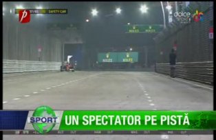 Spectator pe pistă