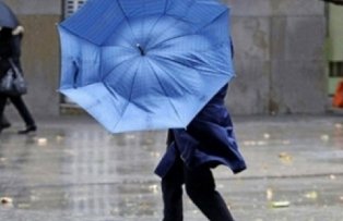 Cod galben de vant in mai multe judete, inclusiv in Bucuresti. Portul Midia, INCHIS