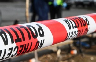 Scene socante la intrarea in Mogosoaia. Doi barbati, injunghiati din cauza unei fete