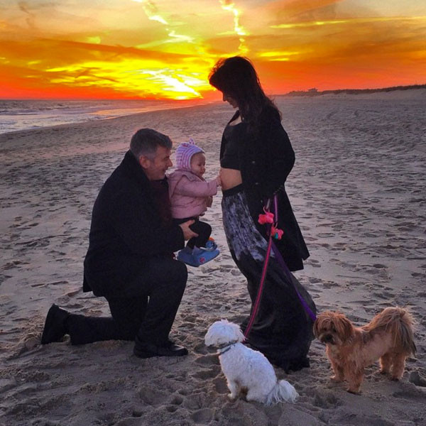 Va deveni tată pentru a treia oară! Alec Baldwin a făcut fericitul anunt în prima zi din an
