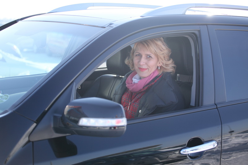Monica Iagar face test drive in emisiunea „Un Zambet pe... 4 roti”, la Prima TV