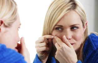 Alimente si bauturi care inrautatesc problemele pielii