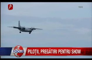 Pilotii pregatiti pentru show
