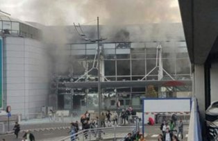Sase explozii la Bruxelles. 34 de persoane au murit