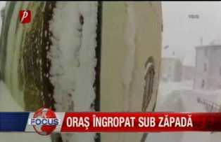 Oras ingropat sub zapada