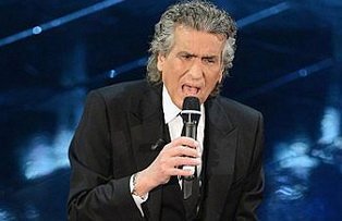 De Black Friday ai bilete la preţ redus pentru concertul lui Toto Cutugno din Bucureşti