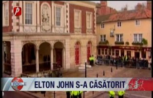 Elton John s-a casatorit