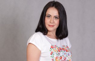 Mondena Mirela Zeţa evita marea de 1 Mai
