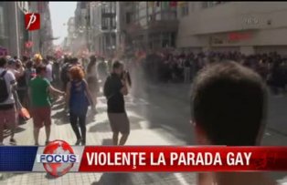 Violente la parada Gay