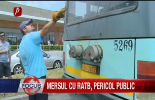Mersul cu RATB pericol public