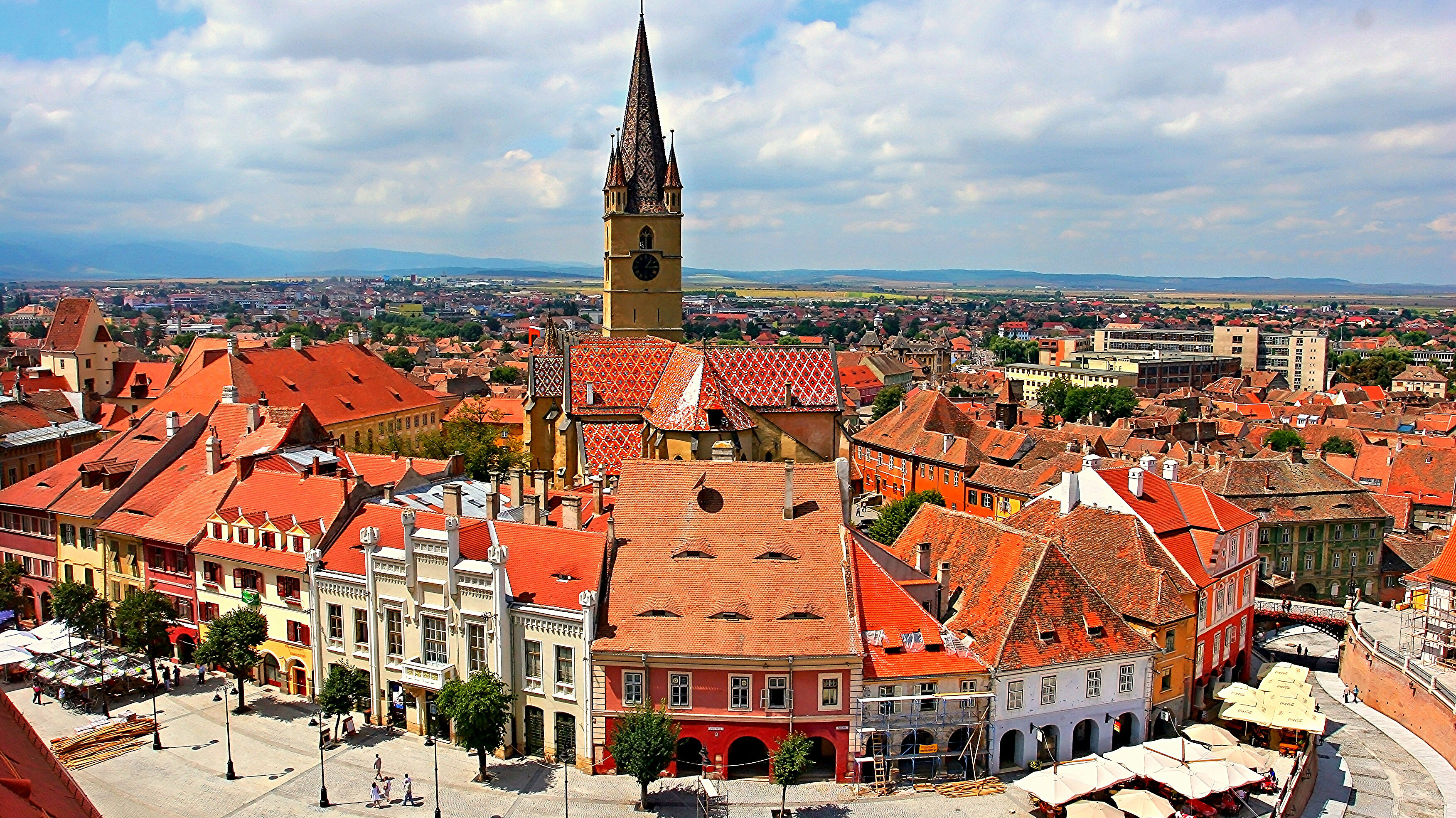 19 destinatii de vizitat. Lista celor de la National Geographic Traveler, include un oras din Romania!
