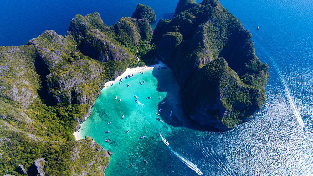 Maya Bay ramane inchis. Autoritatile din Thailanda extind interdictia!