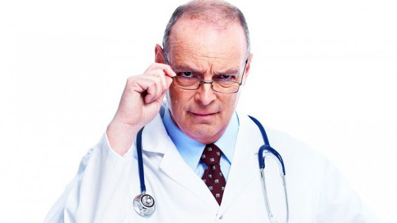 Obiectul medical cu care doctorul risca sa te imbolnaveasca fara sa-si dea seama