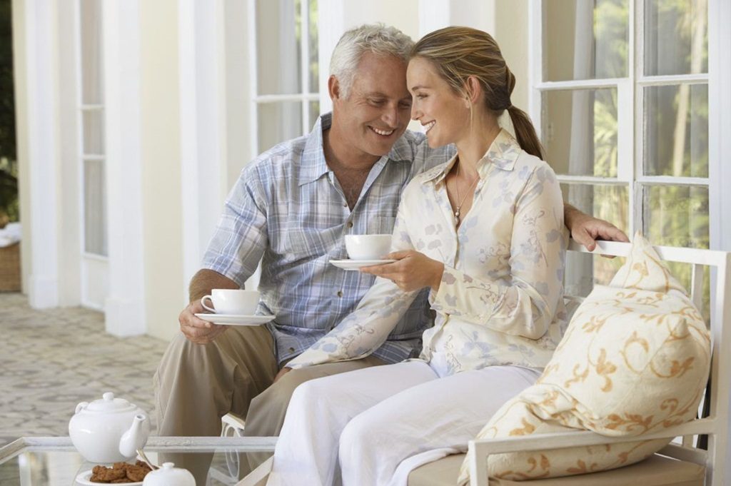 5 moduri prin are poti face fata diferentei de varsta dintr-o relatie