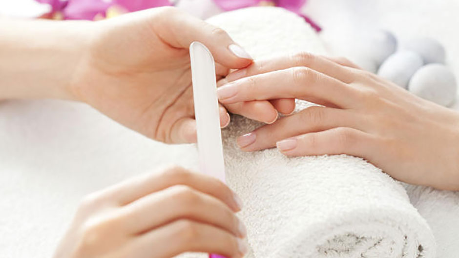 3 masti naturale pentru maini frumoase