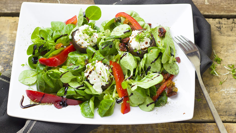 Iti dai seama ce salata are mai putine calorii? Amanuntul care face diferenta