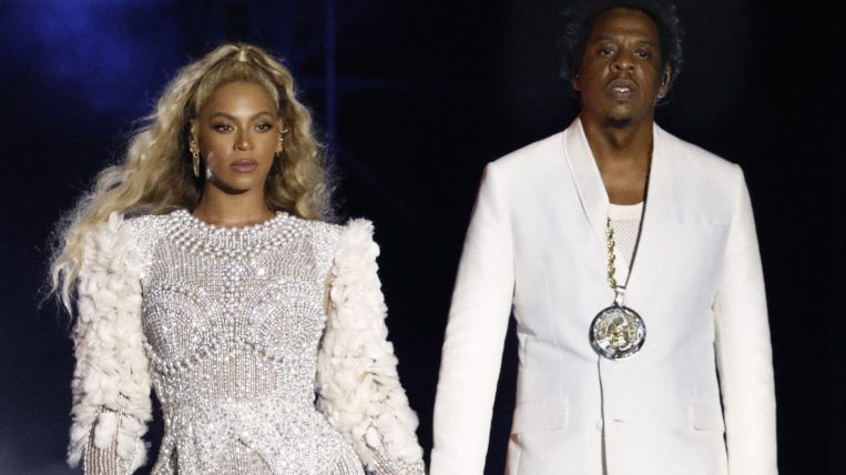 Beyoncé si Jay-Z incurajeaza veganismul. Artistii ofera bilete gratuite, pe viata, celor care adopta un astfel de regim!